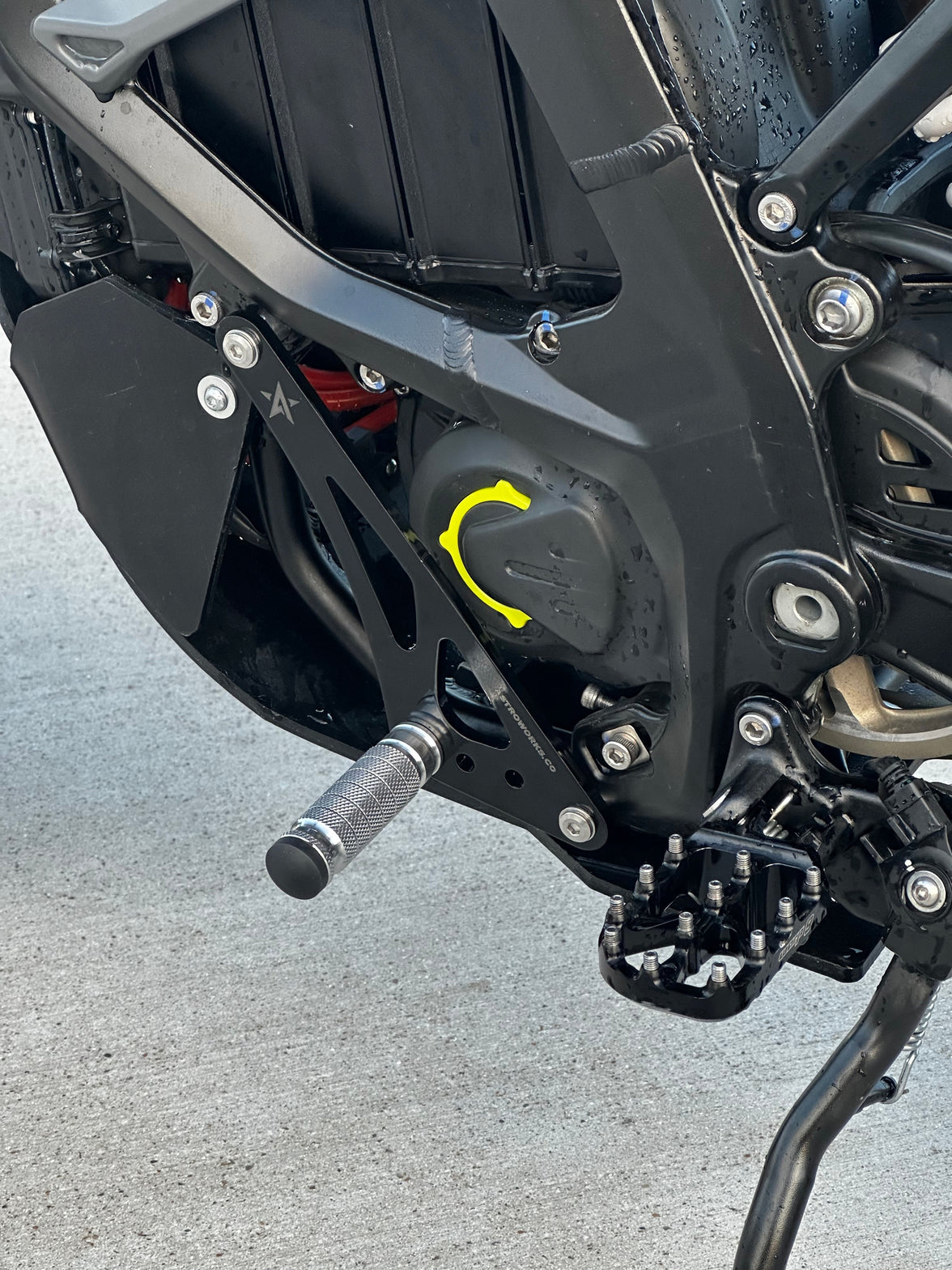 Surron Ultra Bee Shift Lock Astroworks Co Astroworks